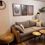 Main Cozy Casa Am Ringpark Free Parking